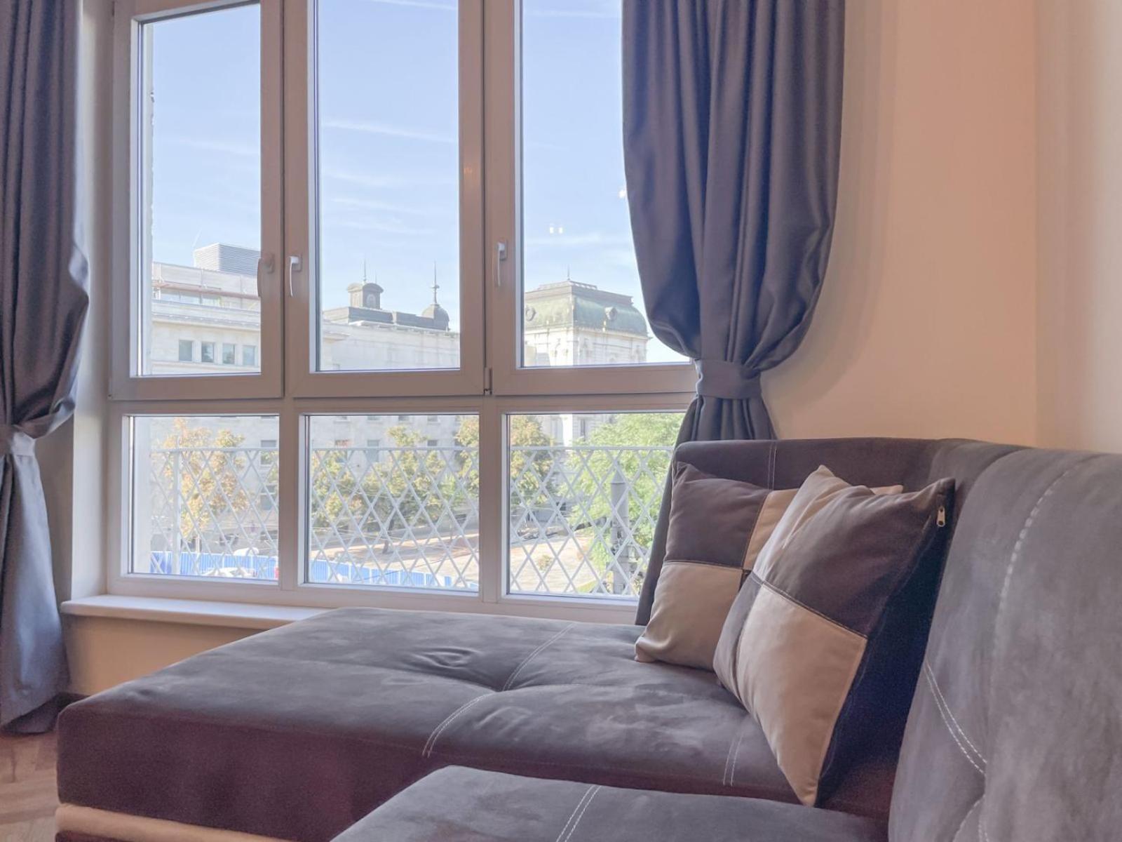 Apartamento Stunning 2bdr On Historic Location In Center *