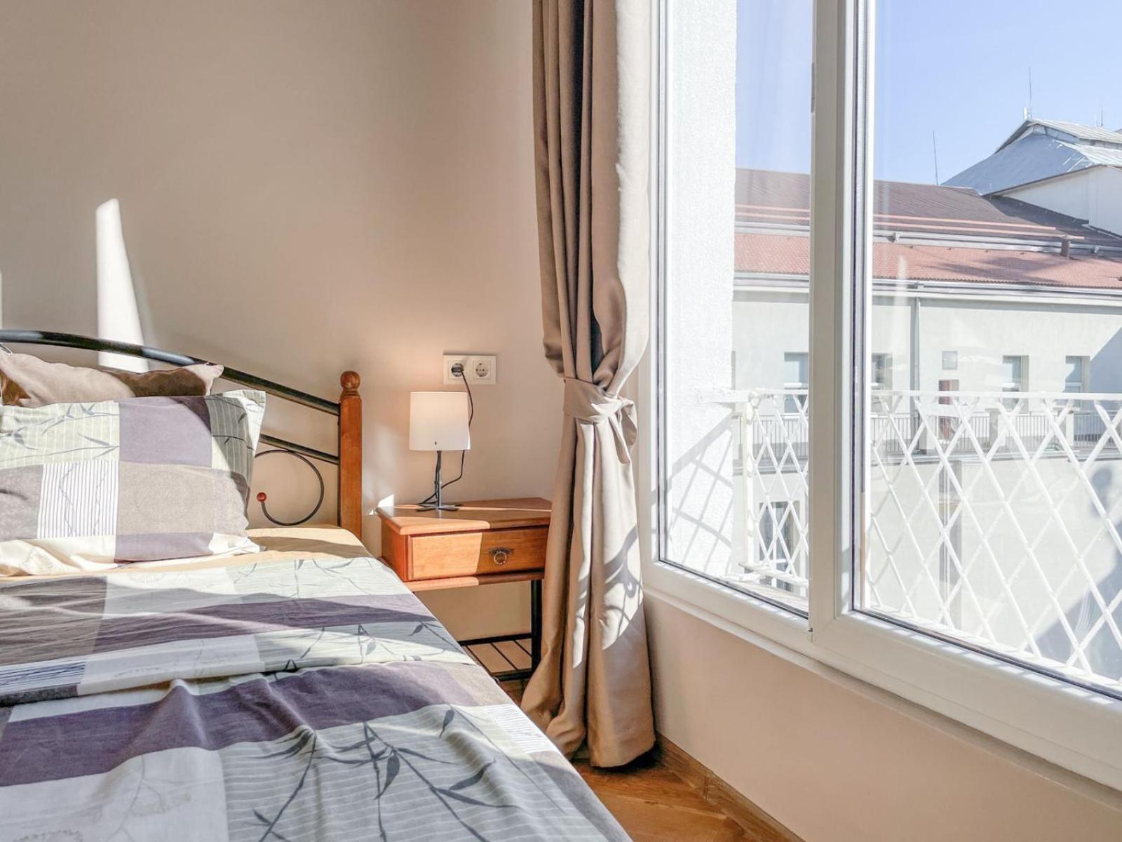 Apartamento Stunning 2bdr On Historic Location In Center